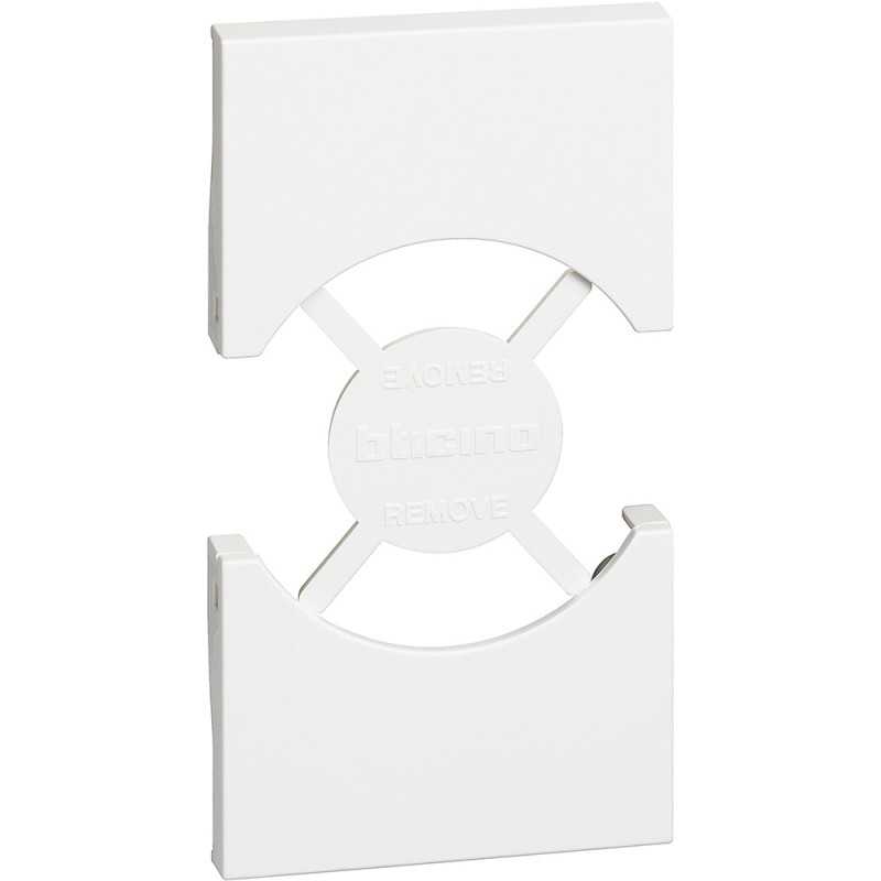 Cover per prese Tedesche colore bianco Bticino Living Now KW03