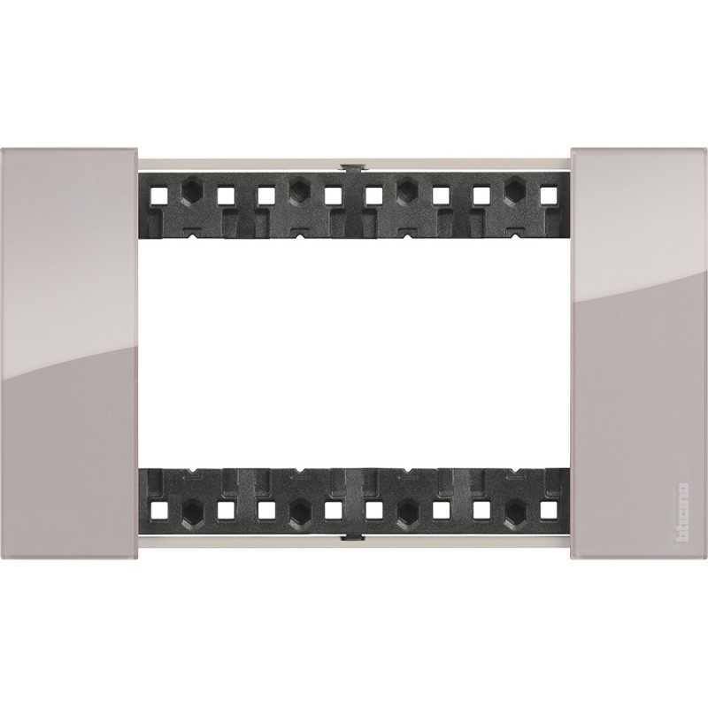 Placca Aura Bticino Living Now quattro posti tecnopolimero KA4804DM