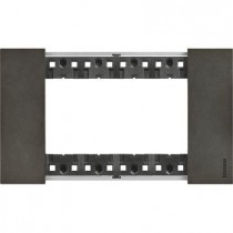 Placca Moon Bticino Living Now quattro posti Zama KA4804NW