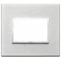 Placca Vimar Eikon Evo Alluminio Grigio Next  3 moduli codice 21653.02