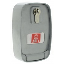 Box con Pulsante e Leva di...