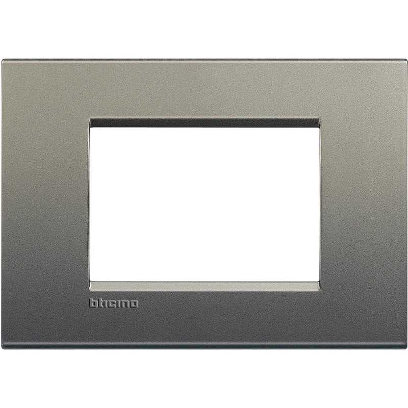 Placca 3 posti quadra avenue LivingLight Bticino LNA4803AE