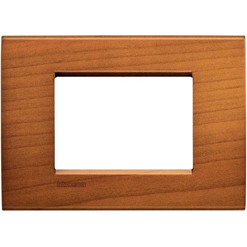 Placca 3 posti quadra ciliegio americano LivingLight Bticino LNA4803LCA