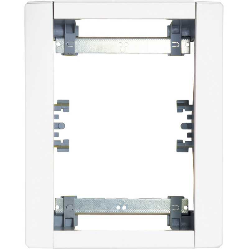 Cornice di finitura bianca per apparecchi LivingLight, Màtix e Pivot Bticino 16102LT