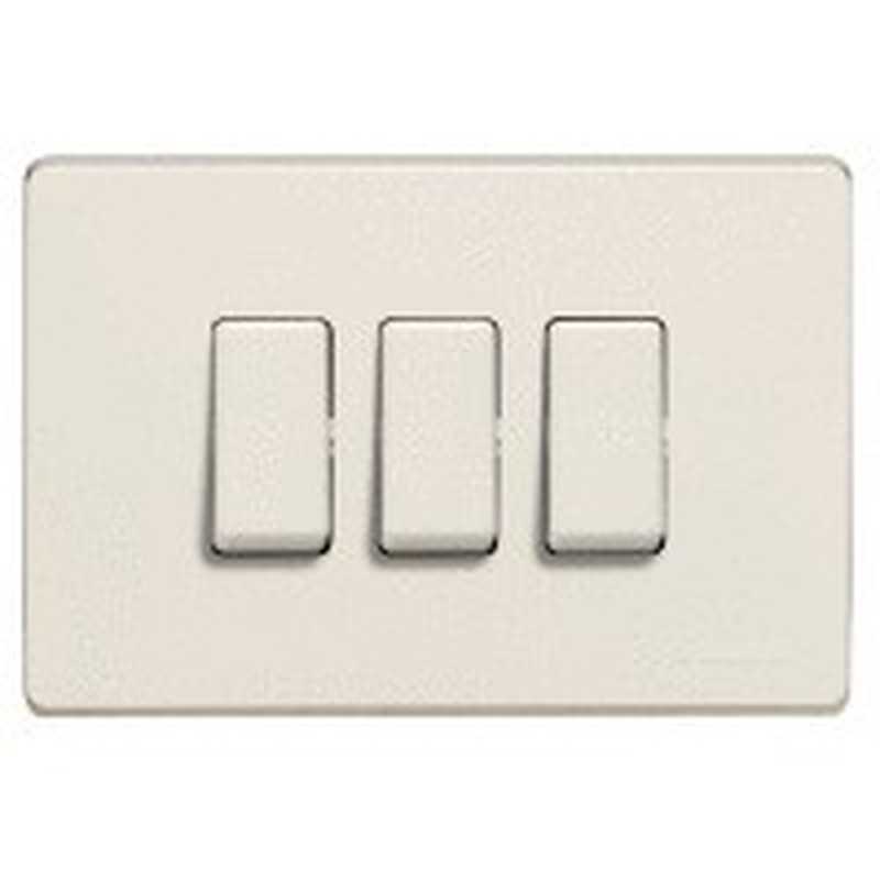 PLACCA 3 MODULI RESINA TICINO MAGIC 503/3/R