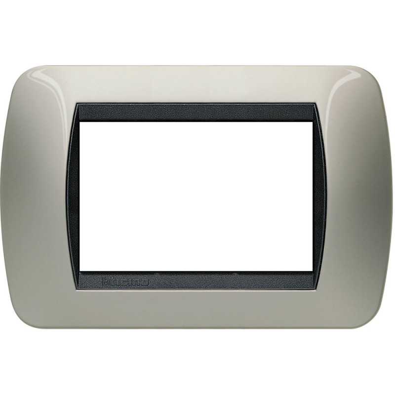 Placca 3 posti Titanio Chiaro Living International Bticino L4803TC