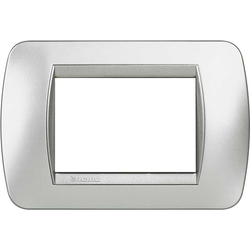 Placca 3 posti Tech Living International Bticino L4803TE