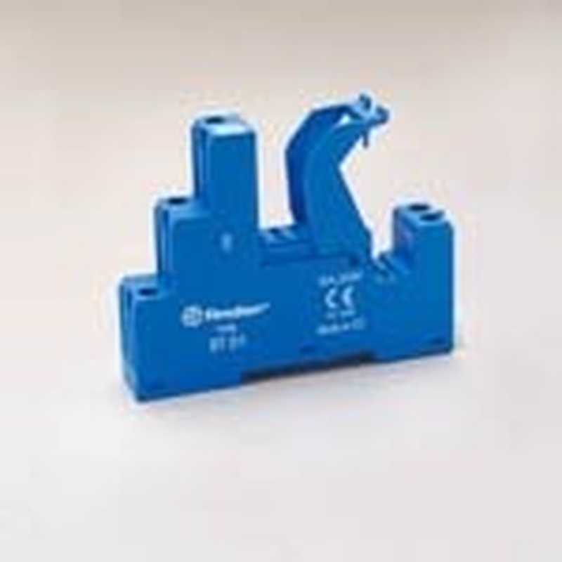 Zoccolo per rele' tipo 46.61 Finder 9701SPA